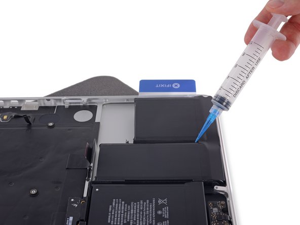 MacBook Pro 15" Retina Display Mid 2015 Battery Replacement (Legacy): 步骤 58 中的图像 3，3