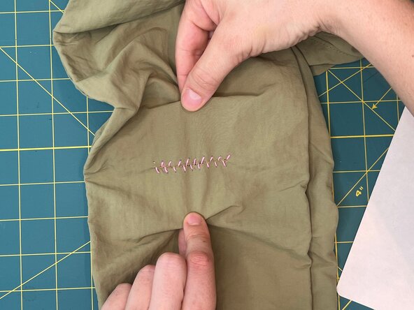 Baseball Stitch on a Tear, Quality check: crwdns2935265:08crwdnd2935265:02crwdnd2935265:03crwdne2935265:0