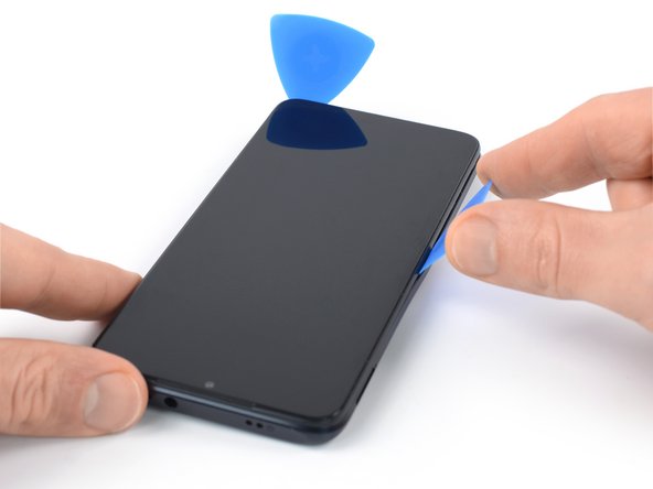 Xiaomi Redmi Note 9T Screen Replacement, Release the left edge plastic clips: crwdns2935265:06crwdnd2935265:02crwdnd2935265:03crwdne2935265:0