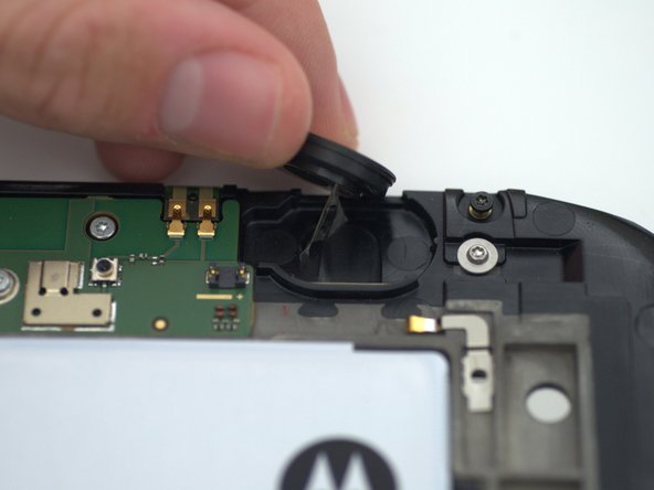 Motorola Xoom 2 Speaker Replacement: step 6, image 2 of 2
