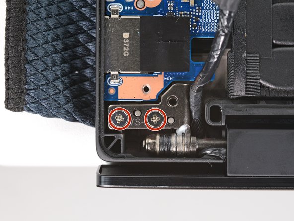 Lenovo ThinkPad P1 Gen 7 Screen Replacement, Remove the screen: crwdns2935265:021crwdnd2935265:02crwdnd2935265:03crwdne2935265:0