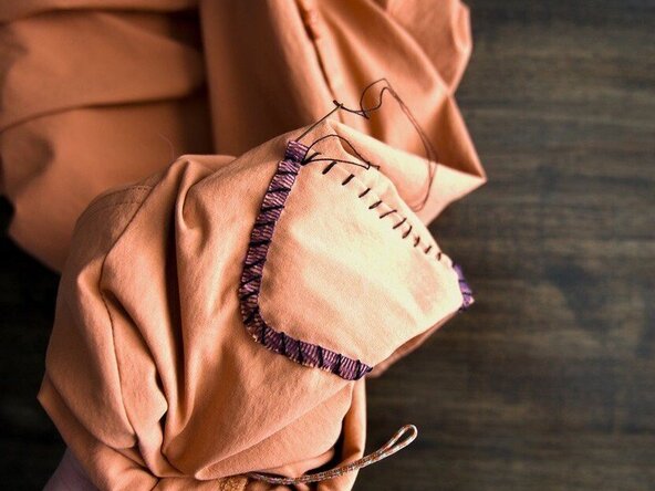 Whip Stitch on a Patch, Continue the stitch: crwdns2935265:07crwdnd2935265:02crwdnd2935265:02crwdne2935265:0