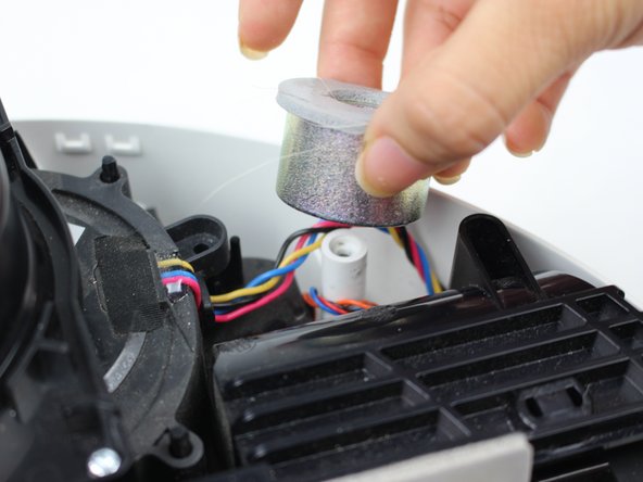 Neato Botvac D8000 Wheel Replacement, Wheel: crwdns2935265:011crwdnd2935265:03crwdnd2935265:03crwdne2935265:0