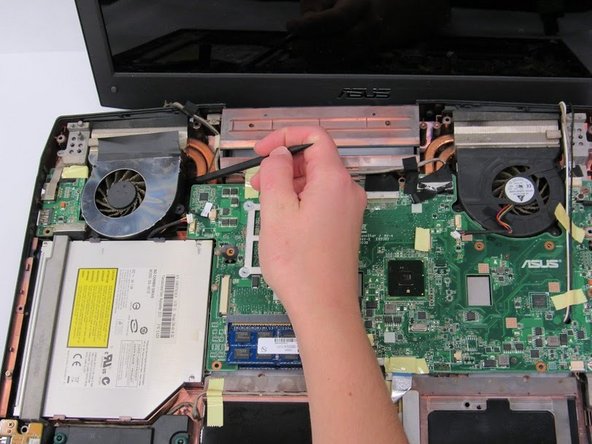 Asus G73JW-XT1 Fan Replacement: stap 0, afbeelding 2 van 2