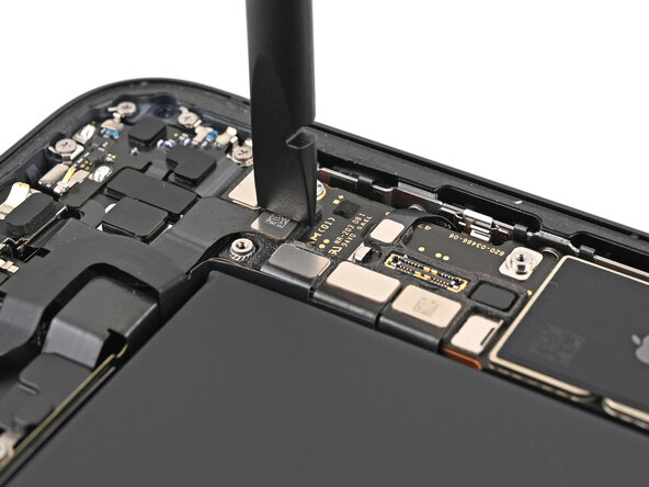 iPhone 16e Earpiece Speaker Replacement