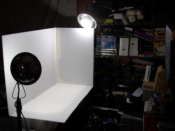 Basic - How to setup a photo studio to take better photos, Budget - Lighting setup: step 4, image 2 of 3