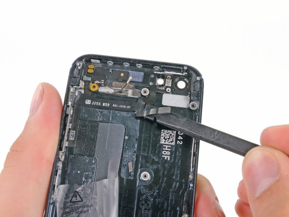 Замена задней части корпуса iPhone 5: crwdns2935265:045crwdnd2935265:01crwdnd2935265:02crwdne2935265:0