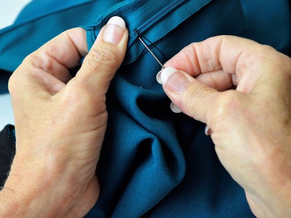 How to Fix a Broken Zipper: crwdns2935265:04crwdnd2935265:03crwdnd2935265:03crwdne2935265:0