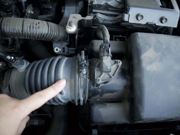 2022 Mazda CX-5 Engine Air Filter Replacement: step 2, image 2 of 2