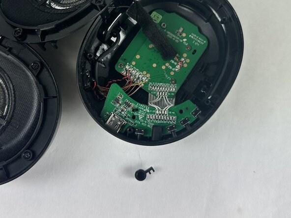 Edifier W820NB Plus I/O Board Replacement: crwdns2935265:011crwdnd2935265:03crwdnd2935265:03crwdne2935265:0