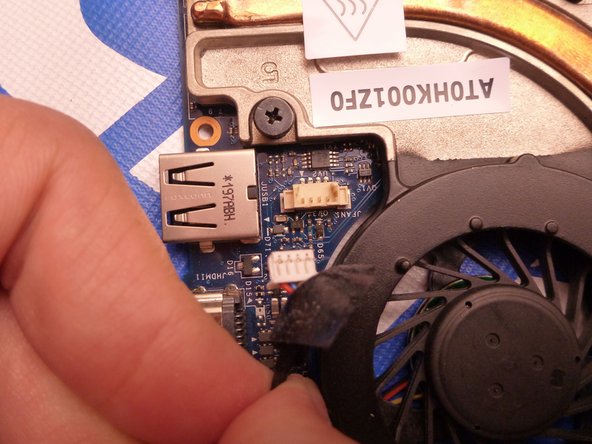 Alienware M11xR3 Disassembly and Cleaning: crwdns2935265:034crwdnd2935265:02crwdnd2935265:02crwdne2935265:0