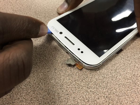 Blu L120 Screen Assembly Replacement: 手順 13、 3の画像 2