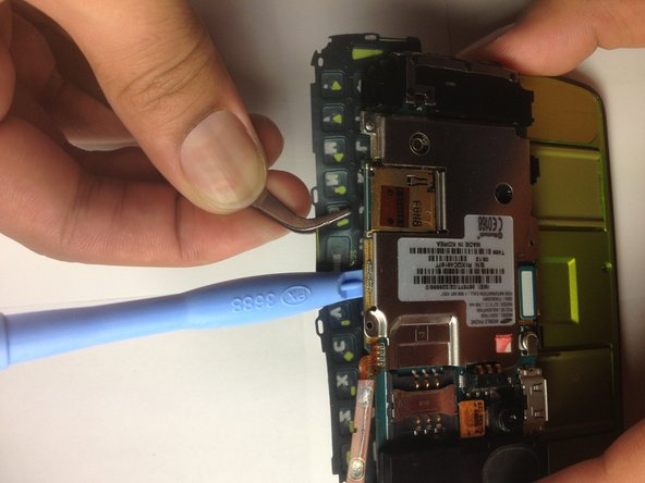 Disassembling Samsung Gravity SGH-T459 Keypad, Keypad: crwdns2935265:04crwdnd2935265:02crwdnd2935265:03crwdne2935265:0