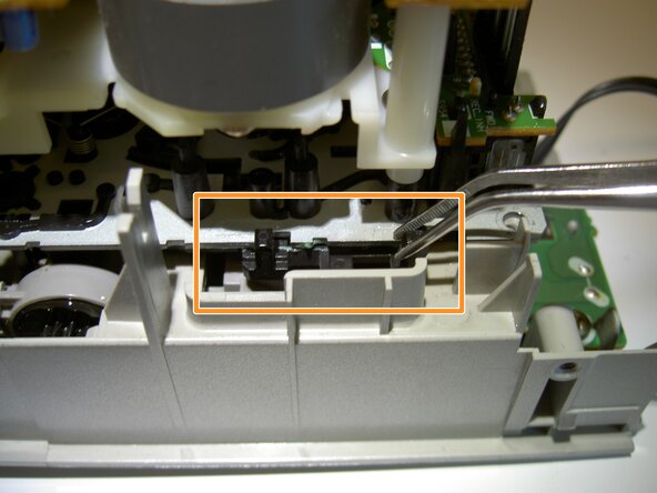 Panasonic SA-PM17 Tape Player Cover Replacement: crwdns2935265:011crwdnd2935265:03crwdnd2935265:03crwdne2935265:0