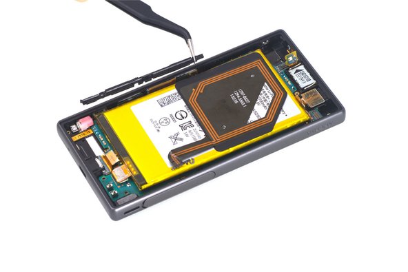 SONY Xperia Z5 Compactの基板交換修理: 手順 8、 3の画像 2