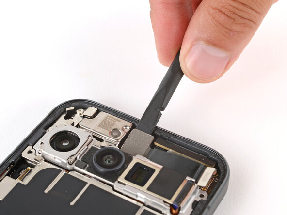 Google Pixel 10 Front Camera Replacement, Remove the front camera: step 19, image 2 of 3