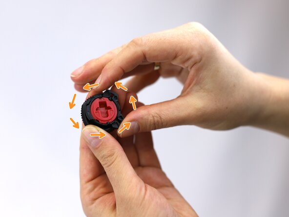 How to Replace a Dial-Lace System in a Hiking Boot, Prepare the replacement dial: crwdns2935265:011crwdnd2935265:02crwdnd2935265:03crwdne2935265:0