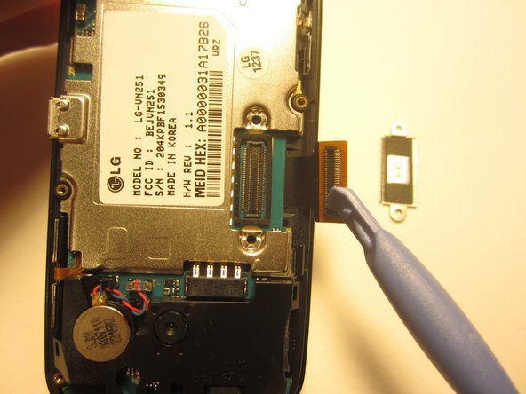 LG Cosmos 2 Motherboard Replacement: crwdns2935265:07crwdnd2935265:02crwdnd2935265:02crwdne2935265:0