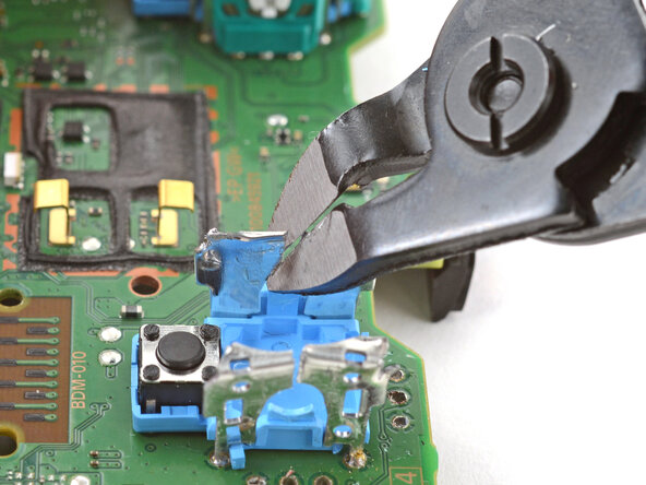 DualSense Controller v2 Joystick Replacement: crwdns2935265:044crwdnd2935265:02crwdnd2935265:02crwdne2935265:0