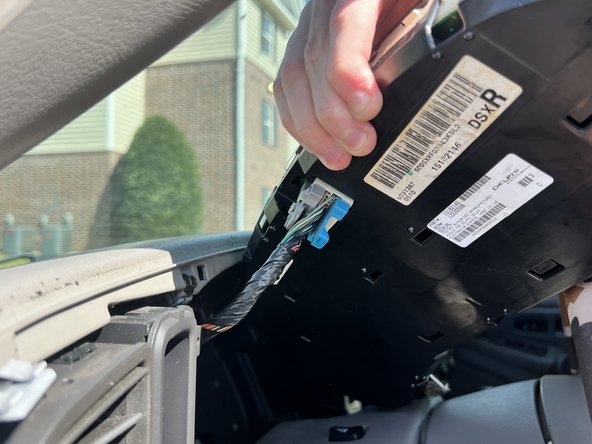 2004 GMC Yukon Instrument Cluster Replacement: crwdns2935265:08crwdnd2935265:03crwdnd2935265:03crwdne2935265:0