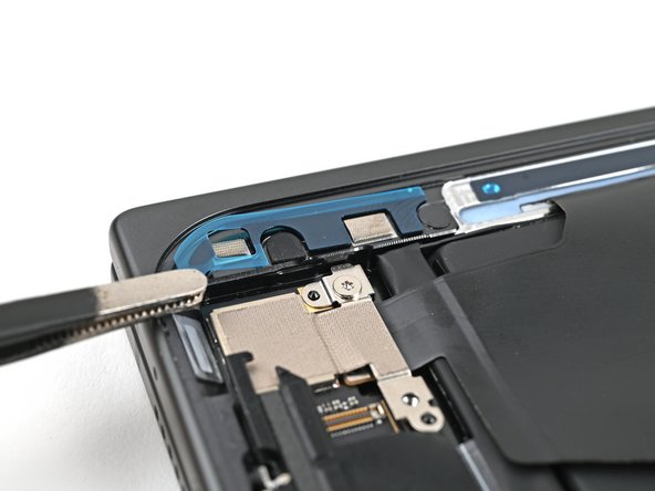 Google Pixel 9 Pro Fold Lower Board Replacement