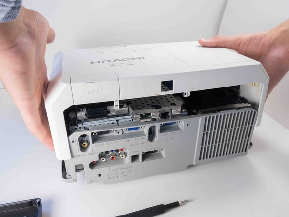 Hitachi CP-X2010N  Motherboard Replacement: crwdns2935265:05crwdnd2935265:02crwdnd2935265:03crwdne2935265:0