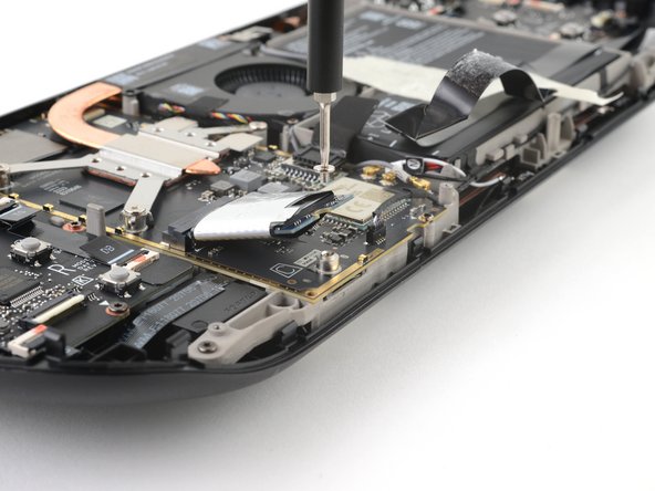 Steam Deck OLED 固态硬盘的更换- iFixit 维修指南