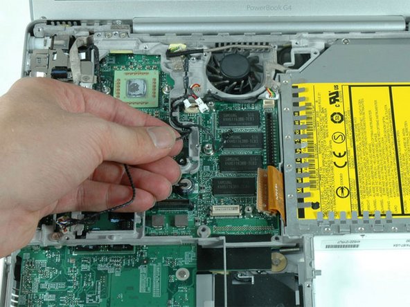 PowerBook G4 Aluminum 12" 1-1.5 GHz Display Data Cable Replacement: crwdns2935265:040crwdnd2935265:01crwdnd2935265:01crwdne2935265:0