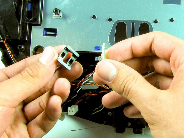 iRobot Roomba 650 Bumper Sensor IR Transmitter Replacement: crwdns2935265:015crwdnd2935265:03crwdnd2935265:03crwdne2935265:0