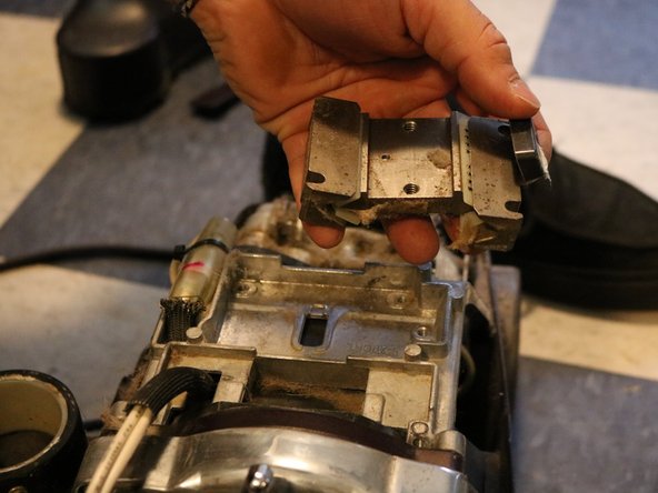 Kirby G5 Micron Magic Vacuum Teardown: crwdns2935265:021crwdnd2935265:02crwdnd2935265:02crwdne2935265:0