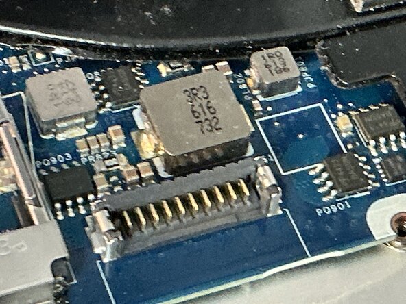 Dell Latitude E7470 Swollen Battery Replacement, Disconnect the cable: crwdns2935265:02crwdnd2935265:02crwdnd2935265:02crwdne2935265:0