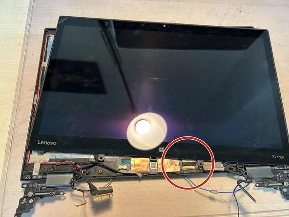 Lenovo ThinkPad X1 Yoga Display Assembly Teardown, Flex connector and removal: crwdns2935265:07crwdnd2935265:03crwdnd2935265:03crwdne2935265:0