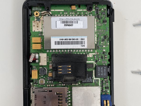 Palm Tungsten W (i710) Teardown, Disconnect the battery: crwdns2935265:05crwdnd2935265:03crwdnd2935265:03crwdne2935265:0