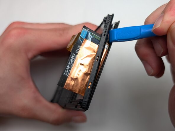 Garmin DriveSmart 55 EX Screen Replacement: step 5, image 1 of 2