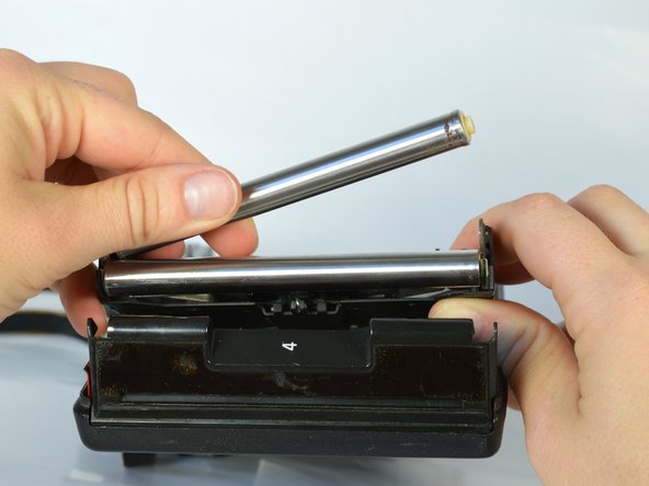 Polaroid Automatic 100 Spread Roll Replacement: crwdns2935265:03crwdnd2935265:02crwdnd2935265:03crwdne2935265:0