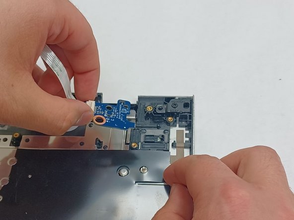 HP Pavilion 15-cc561st Keyboard Assembly Replacement, Keyboard Assembly: crwdns2935265:027crwdnd2935265:02crwdnd2935265:02crwdne2935265:0