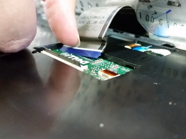 Dell Studio 1558 Keyboard Replacement: crwdns2935265:09crwdnd2935265:03crwdnd2935265:03crwdne2935265:0