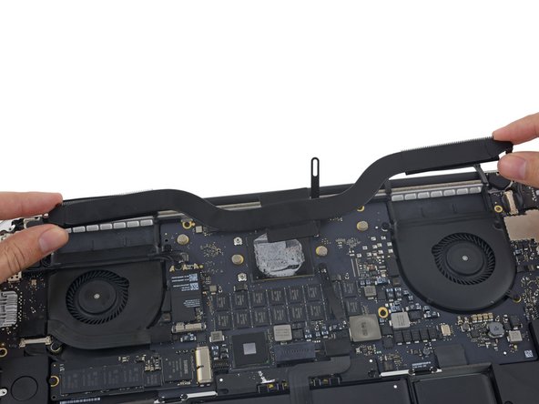 替换MacBook Pro 15" Retina 显示器2015年中期版本散热铁: 步骤 10 中的图像 2，2