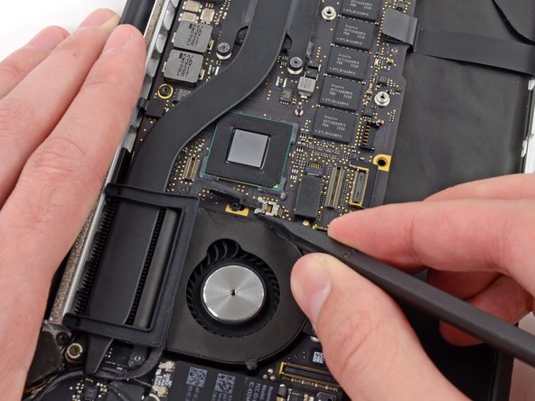 MacBook Pro 13" Retina Display Late 2012 Upper Case Replacement: crwdns2935265:036crwdnd2935265:02crwdnd2935265:02crwdne2935265:0