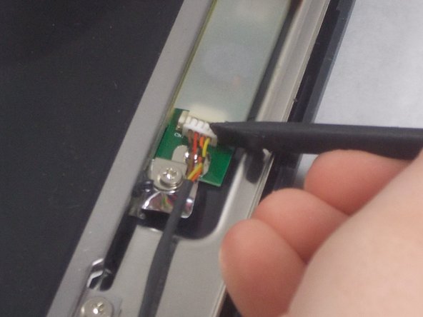 HP Pavilion N3350 Screen Assembly Replacement: crwdns2935265:06crwdnd2935265:02crwdnd2935265:03crwdne2935265:0