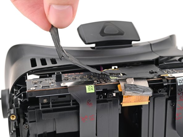 HTC Vive Pro 2 Lens Assembly Replacement, Remove the thermal pad: crwdns2935265:027crwdnd2935265:02crwdnd2935265:03crwdne2935265:0