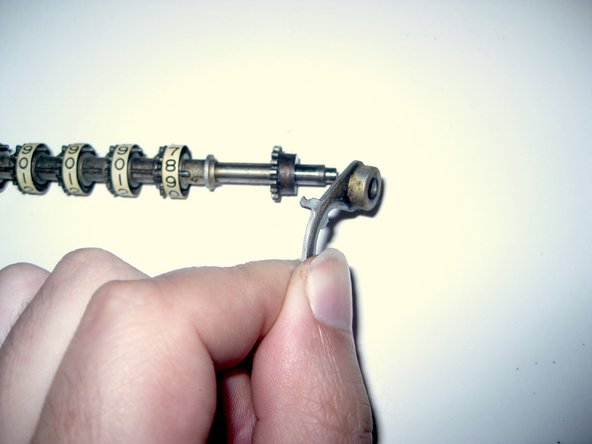 Disassembling a Monroe LA-160 calculator: crwdns2935265:020crwdnd2935265:02crwdnd2935265:03crwdne2935265:0