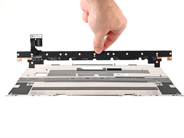 Framework Laptop 16 Input Module Connector Board Replacement, Remove the Input Module Connector Board: Schritt 11, Bild 3 von 3