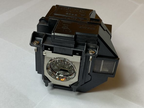 Epson VS250 Lamp Replacement: crwdns2935265:04crwdnd2935265:02crwdnd2935265:02crwdne2935265:0