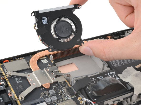 Steam Deck OLED Fan Replacement, Remove the fan: crwdns2935265:017crwdnd2935265:03crwdnd2935265:03crwdne2935265:0