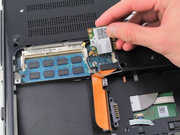 Sony Vaio PCG-4121GL Wifi Board Replacement: crwdns2935265:06crwdnd2935265:02crwdnd2935265:02crwdne2935265:0