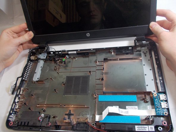 HP 15-g071nr Screen Replacement, Screen: crwdns2935265:014crwdnd2935265:02crwdnd2935265:03crwdne2935265:0