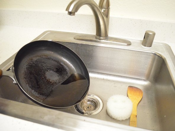 How to Restore a Burnt Wok: step 7, image 2 of 2