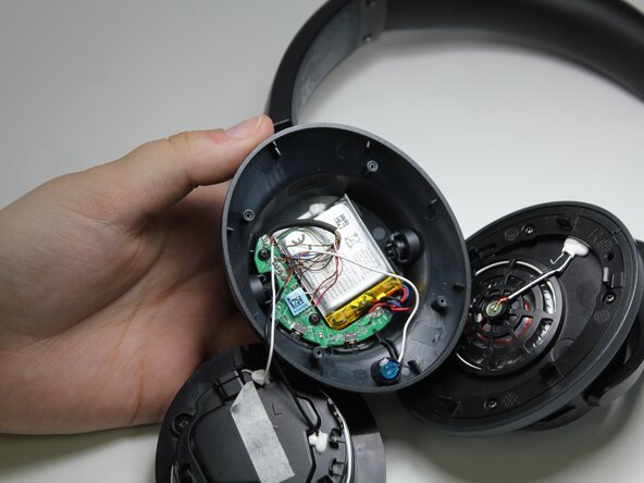 Anker Soundcore Life Q20 Buttons Replacement, Battery: crwdns2935265:04crwdnd2935265:03crwdnd2935265:03crwdne2935265:0