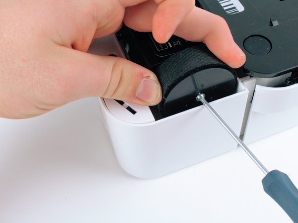 iRobot Braava Jet 240 Wheel Replacement: crwdns2935265:07crwdnd2935265:02crwdnd2935265:02crwdne2935265:0